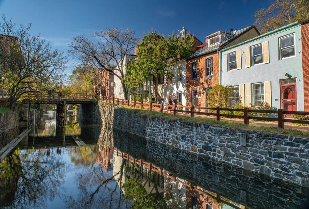 Glover Park/Georgetown Oasis With Parking Lejlighed Washington Eksteriør billede